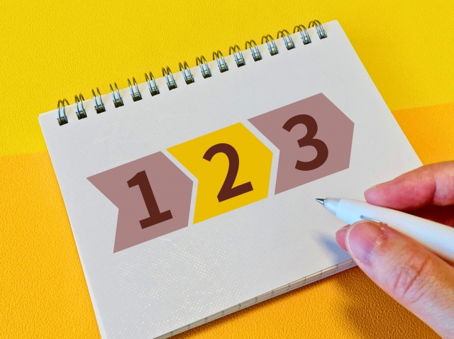 ステップ１２３